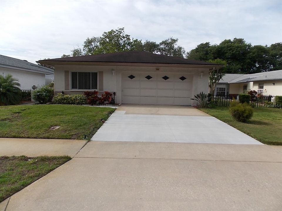1st image of 7608 Fairlawn Dr