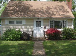 51 Overland St, Manchester, CT 06040