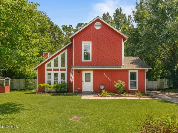 1010 Springdale Drive, Jacksonville, NC 28540