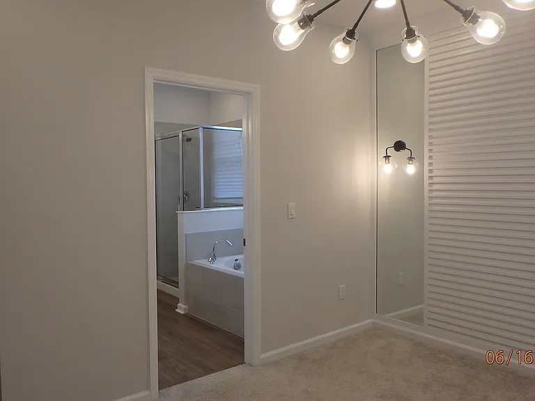 4718 New Orleans Cv — Photo 46