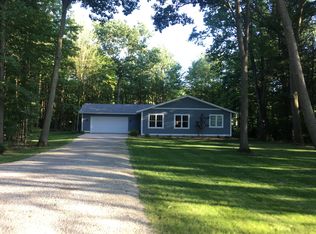 16964 Buchanan St, Grand Haven, MI 49417