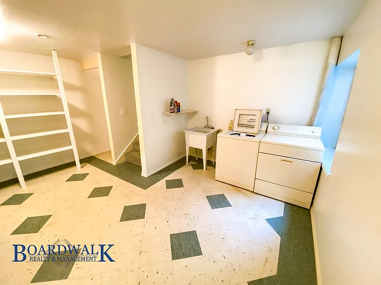 5677 S Esprit Dr — Photo 29