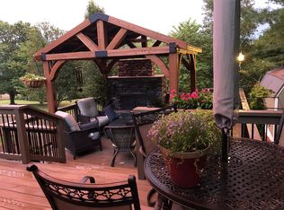 483 Canterbury Dr, Blountville, TN 37617