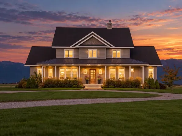 135 Equestrian Ln, Kalispell, MT 59901
