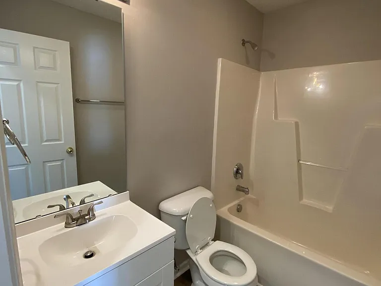 4225 Elizabeth Ave — Photo 17