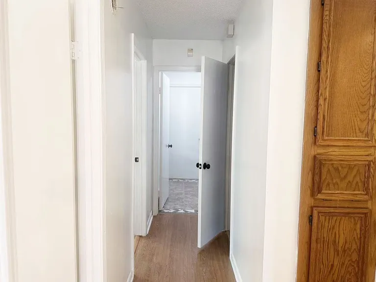 110 Charles Dr — Photo 5