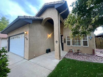 918 Cedarcrest Dr, Pueblo, CO, 81005
