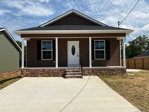309 W Coffee St Photo 1