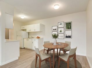 Eastgate Manor, Lloydminster, SK S9V 1R4