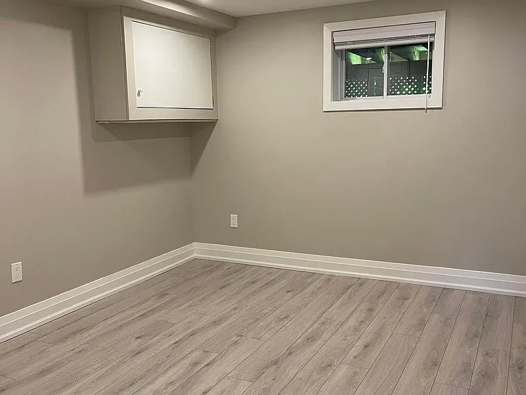 771 Krosno Blvd #BASEMENT — Photo 3
