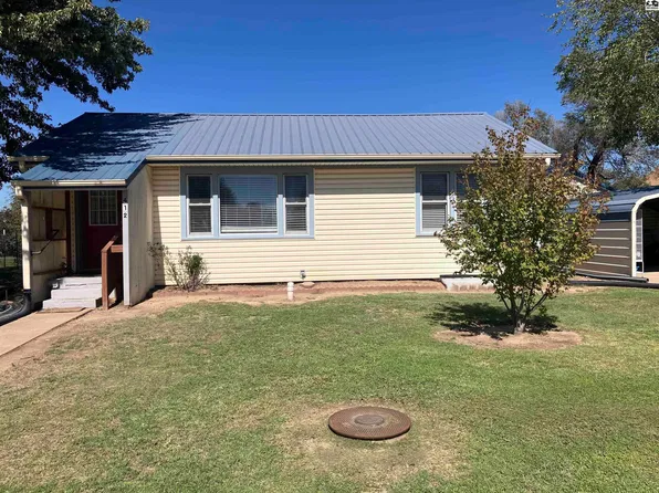 412 E Grant Ave, Greensburg, KS 67054