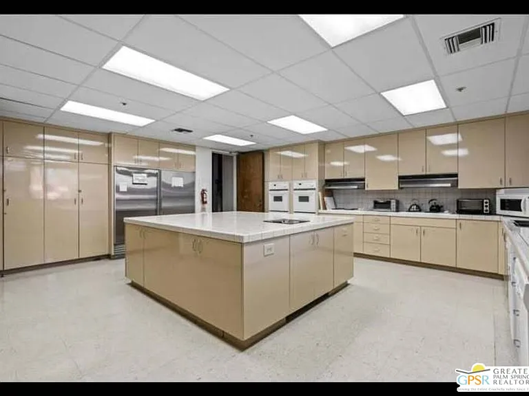 15300 Palm Dr #100 — Photo 51