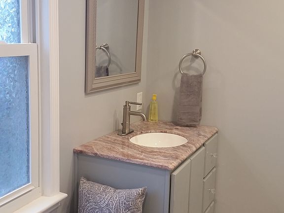 Custom bench in master bath