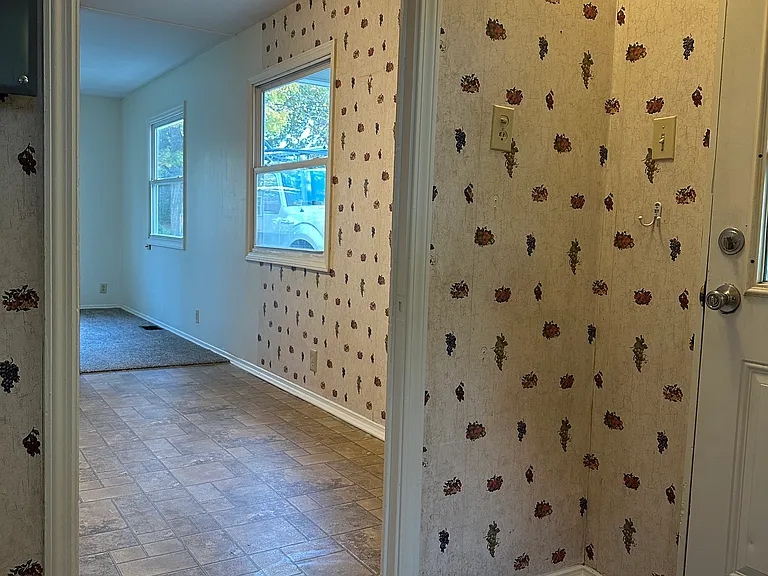 713 E Randolph St — Photo 3