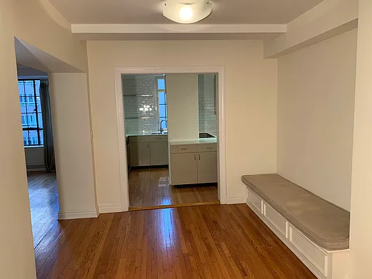 Rented by McDonagh Real Estate | media 48