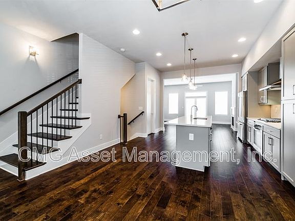 5th image of 730 Taylor Ct NE #5