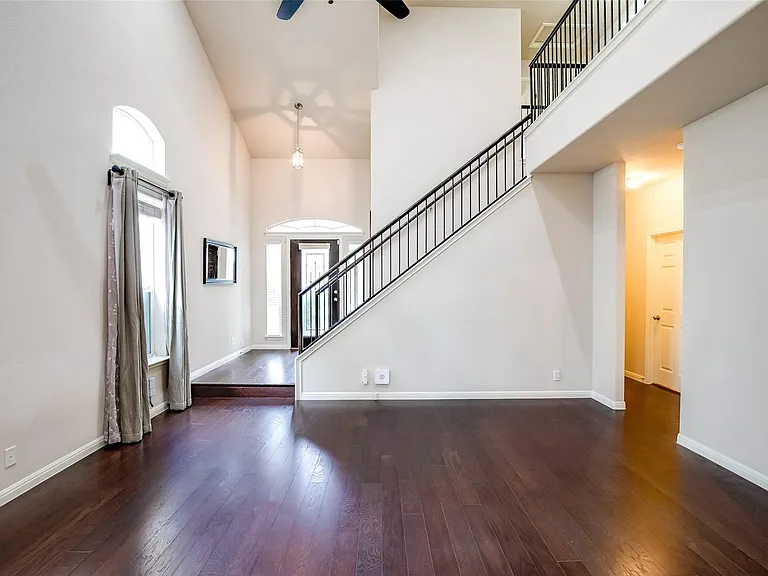 11508 Running Brush Ln — Photo 6