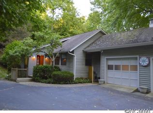 226 Valley Creek Dr, Maggie Valley, NC 28751