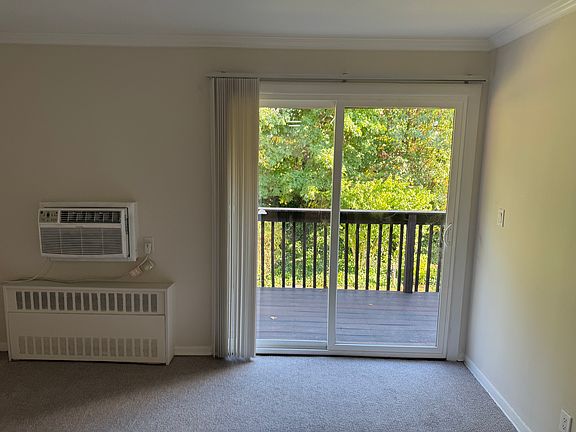 3rd image of 70 West St #12B