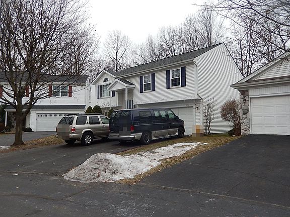 3rd image of 37613 S Butler Cir