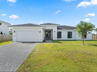 13272 SW 231st St, Miami, FL 33170