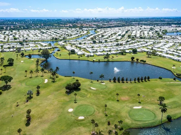 1117 Lake Terrace #207, Boynton Beach, FL 33426