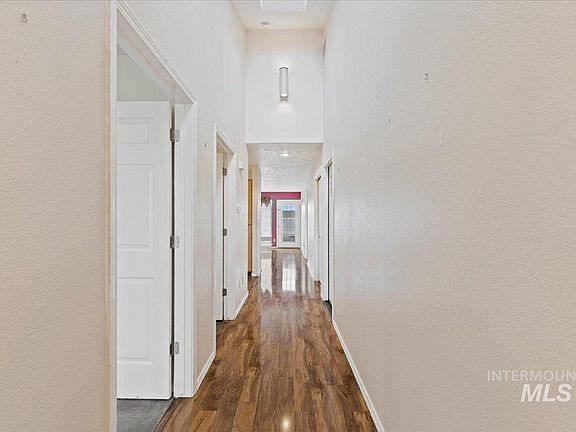 4th image of 312 Sunnyside Dr