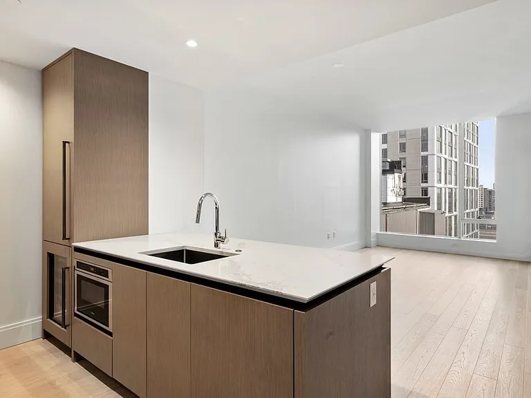 380 Harrison Ave #1127 — Photo 1