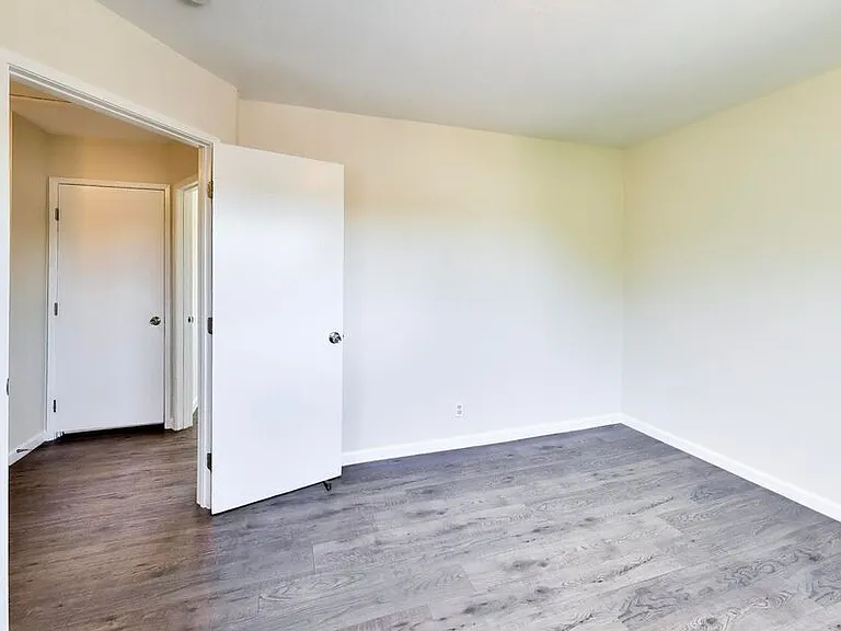 227 Madrone St #3 — Photo 11