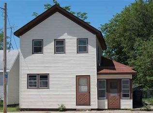 305 Main St, New Boston, IL 61272