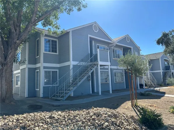 1962 Cosmic Dr, Las Vegas, NV 89115