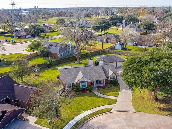 3rd image of 56 Japonica Ct