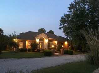 901 Oliver Rd N, Wadesville, IN 47638