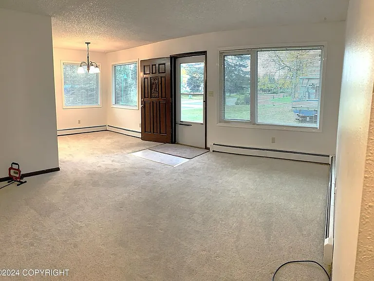 7531 E 6th Ave #B — Photo 4