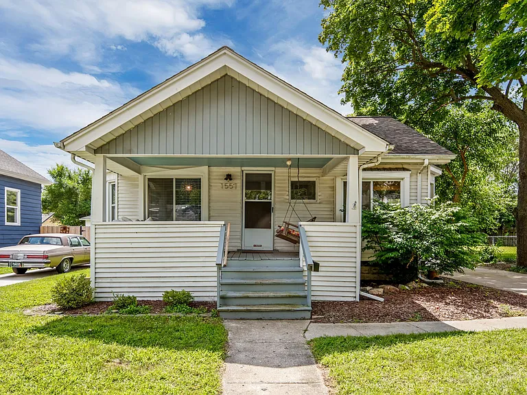 1557 w s - 2_08142024