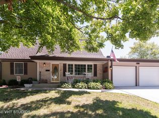 105 Brixham Pl, Schaumburg, IL