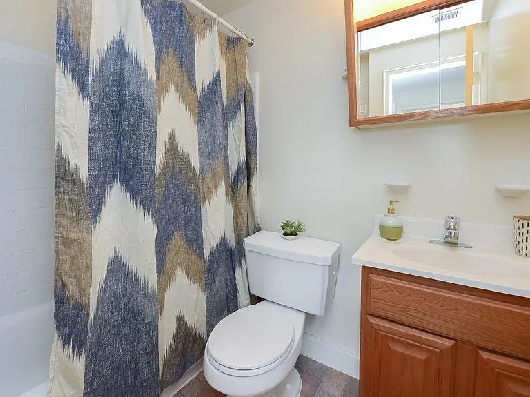 Strafford Station Apartment Homes — Photo 12