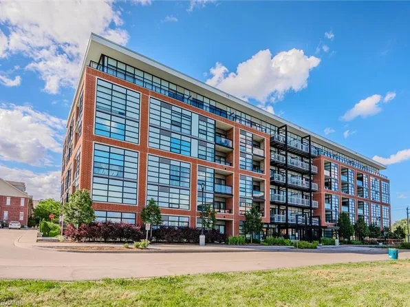 15 Prince Albert Blvd #203, Kitchener, ON N2H 0C2