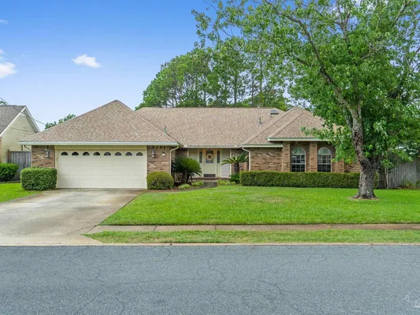 531 E Timberlake Dr, Mary Esther, FL 32569