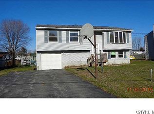 5949 Pony Ln, Cicero, NY 13039