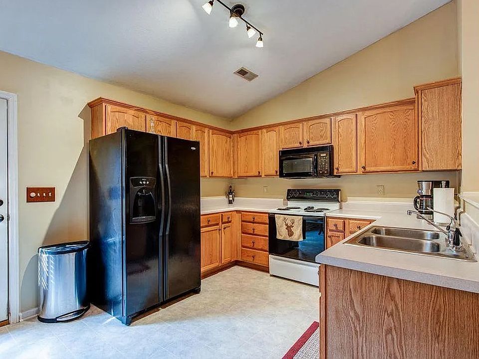 2nd image of 8723 Percy Way