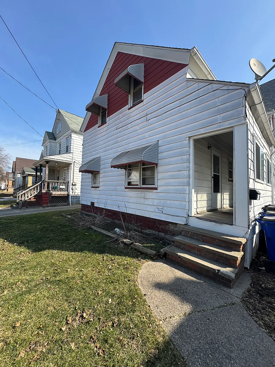 Building Photo - 3711 E 63rd St