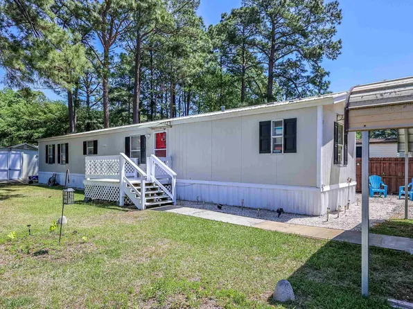 11 Spinnaker Ln., Murrells Inlet, SC 29576