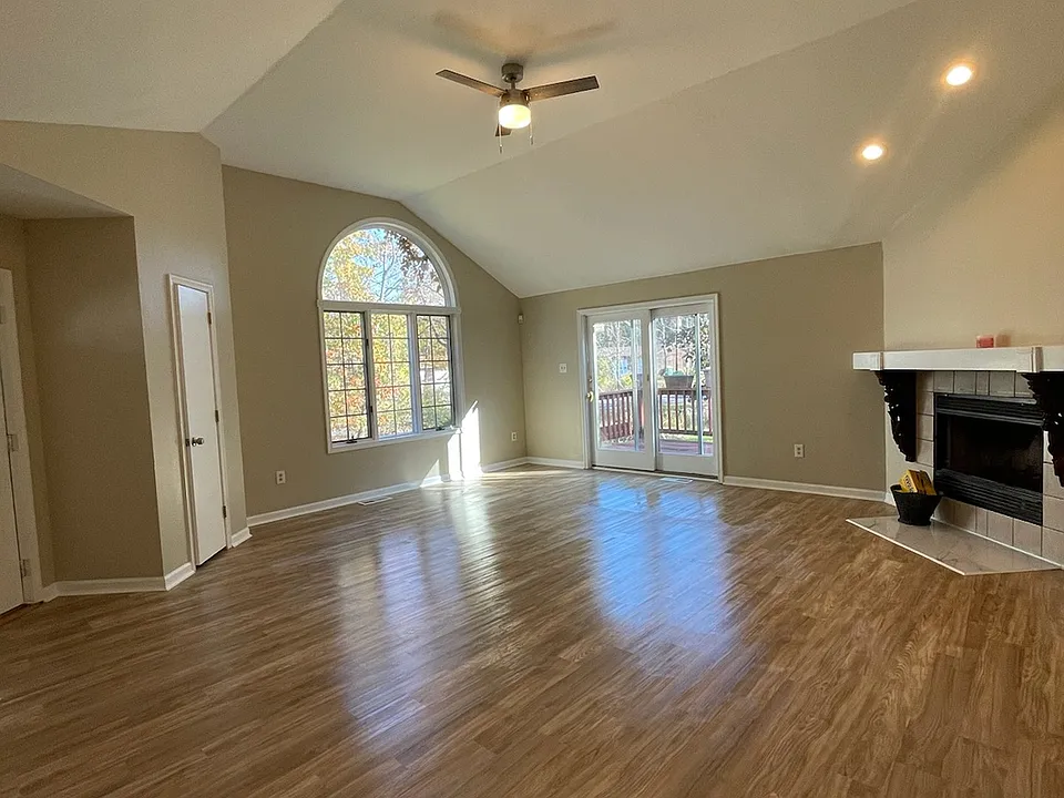 2241 Meadowsage Ct