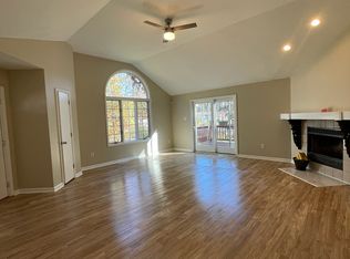 2241 Meadowsage Ct, East Stroudsburg, PA
