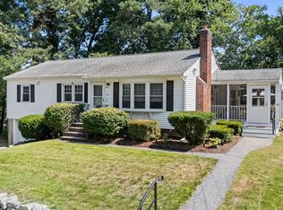 10 Hillcrest Rd, Salem, NH 03079