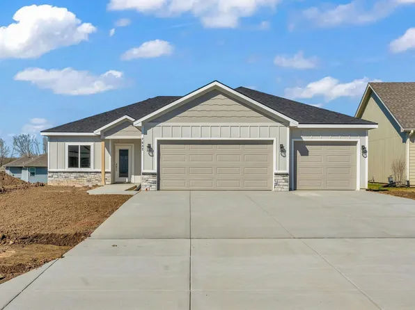 7632 SW 24th Ter, Topeka, KS 66614