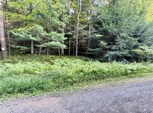 Mc Cool Ln E, Lehighton, PA 18235