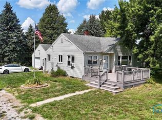 8574 Stever Rd, Defiance, OH 43512