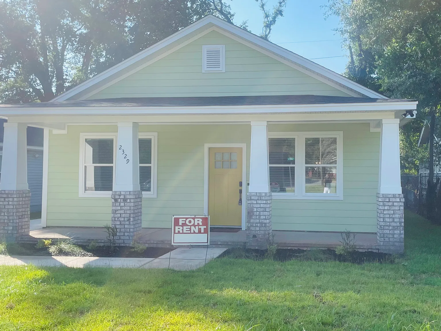 4 bed, 2000 sqft, $3,800 — Photo 1